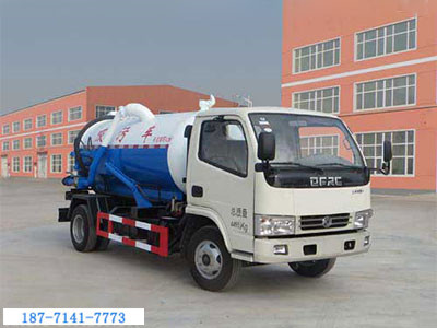 東風(fēng)小卡吸污車(2.5方)圖1
