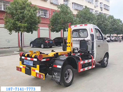 長(zhǎng)安勾臂式垃圾車(后雙輪)圖4