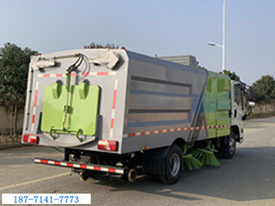 江鈴凱悅掃路車(8噸)圖3