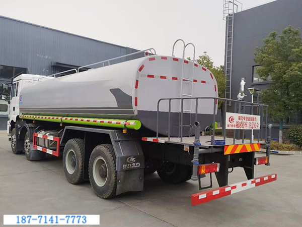 陜汽德龍前四后八灑水車(25方)圖4