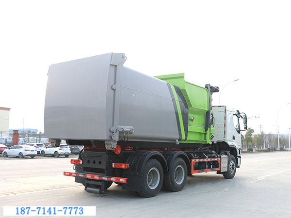 柳汽后八輪勾臂車(20-25噸)圖4