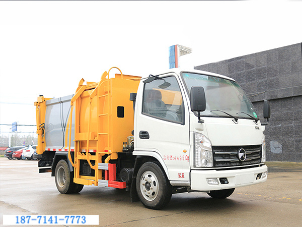 凱馬K6掛桶垃圾車(5方)圖1