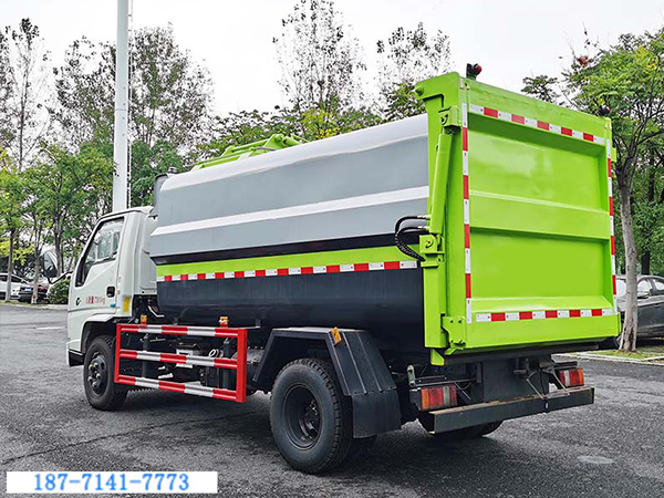 江鈴掛桶垃圾車(6方)圖3